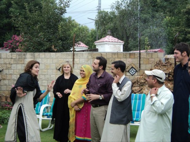 265155_2041015457670_4855837_n